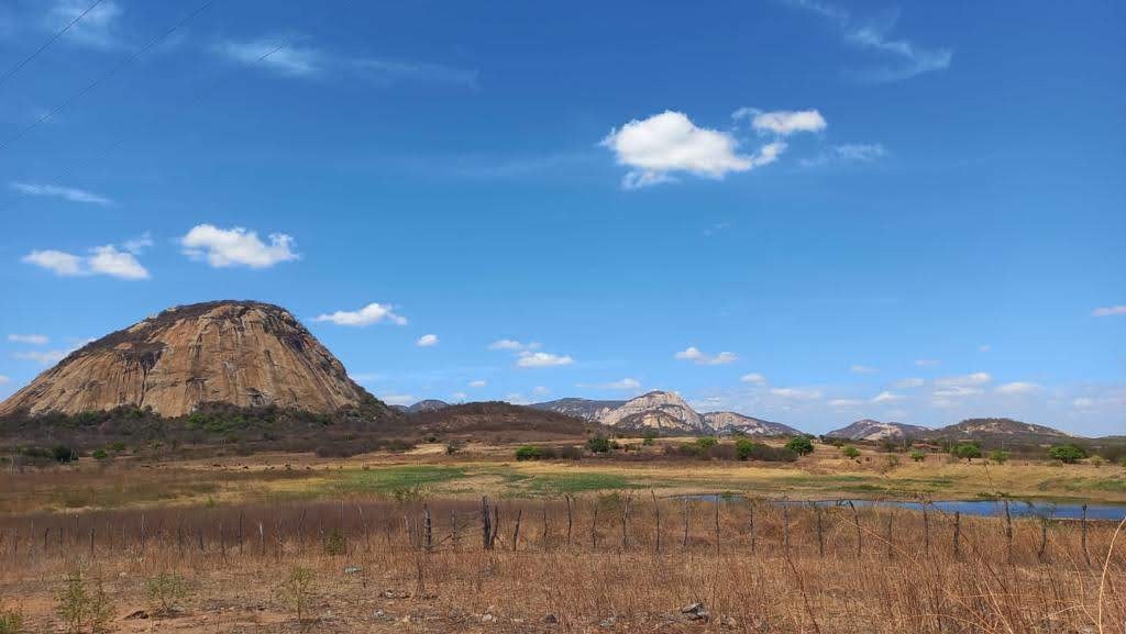 Formações rochosas do território de inspiração da marca